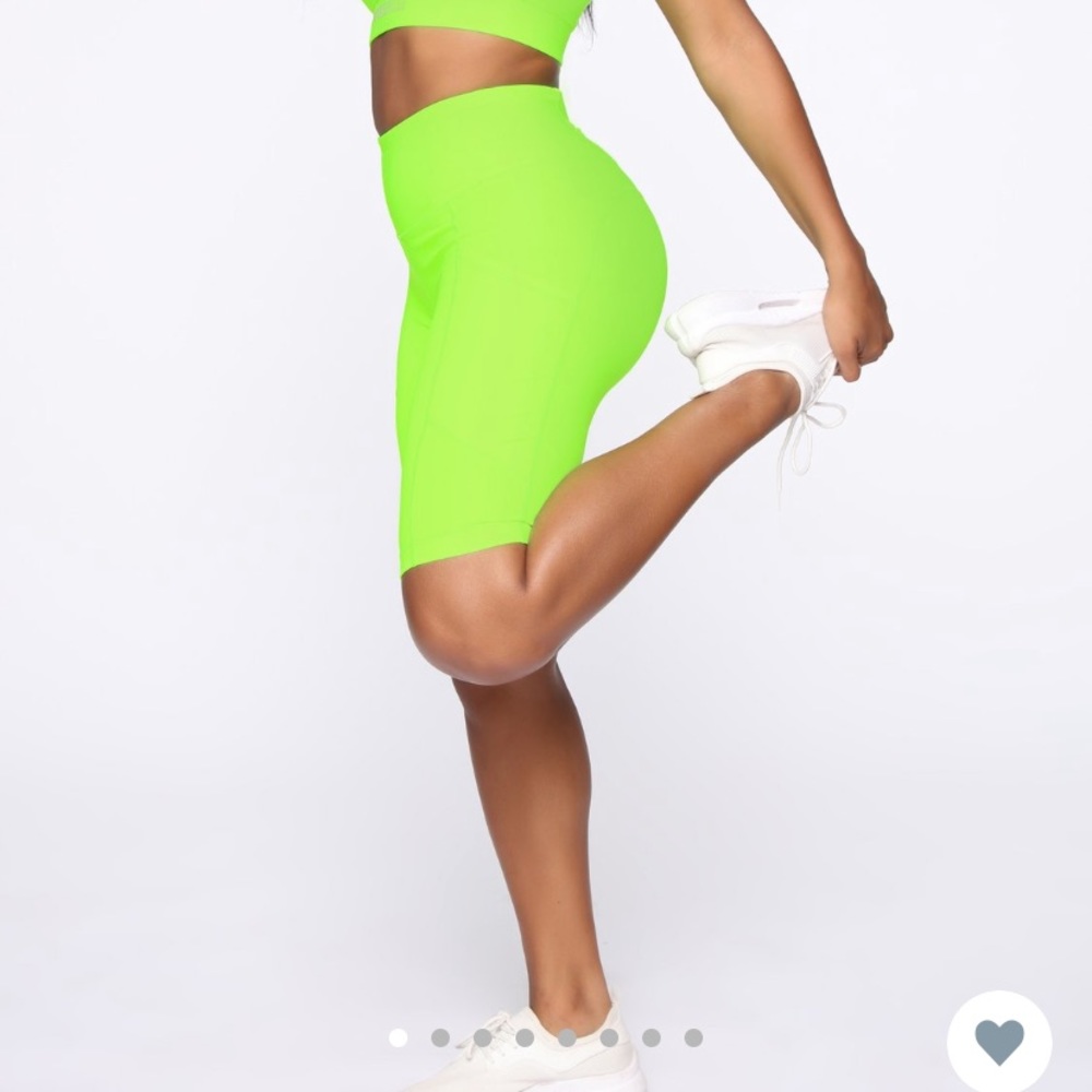 Fashion nova M bike shorts NEW